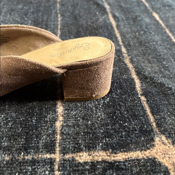 Seychelles Clogs - Picture 2 of 3